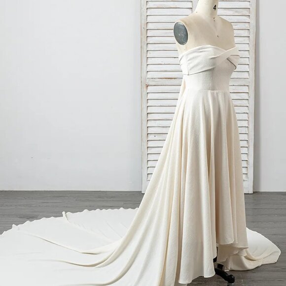 Custom dress inspired by Tara LaTour dresses - Picture 1 of 5